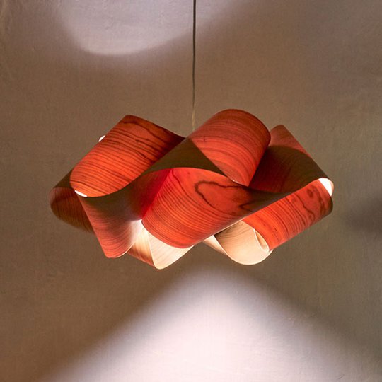 LZF Swirl hänglampa Ø 54 cm, valnöt natur