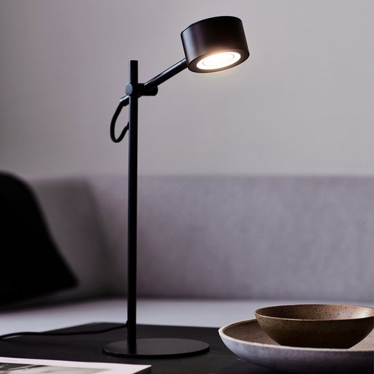 LED-bordslampa Clyde, dimmer integrerad