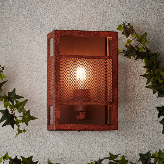 Utomhusvägglampa Gettta, rostfärgad