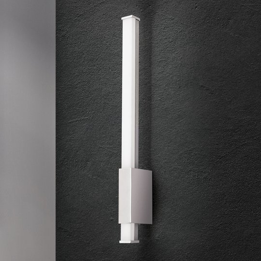 Smal vägglampa till bad Argo med LED, IP44 34 cm
