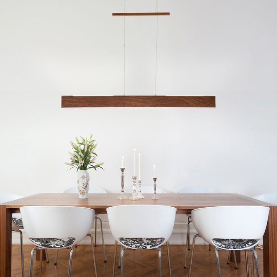 LED-hänglampa Madera, up/downlight, träoptik
