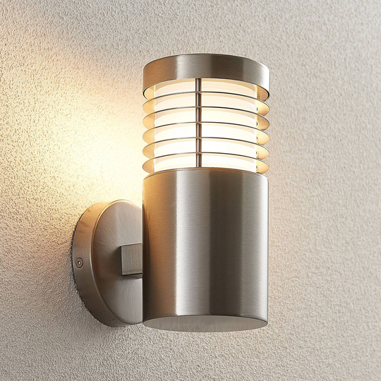 Prios Ellina vägglampa, saltvattenbeständig