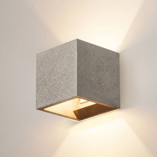 SLV Solid Cube Beton-vägglampa, svart