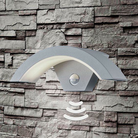 Titanfärgad LED-utomhusvägglampa Ohio med sensor