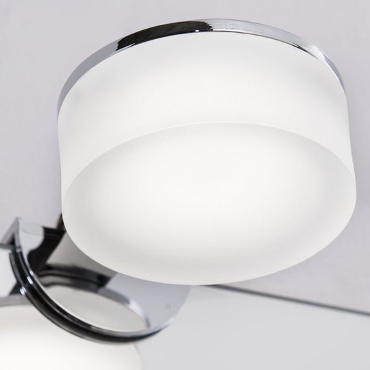 IP44 – LED-spegellampa Noah, rund