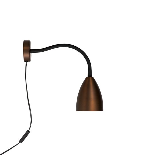 Trotsig vägglampa (Oxid)