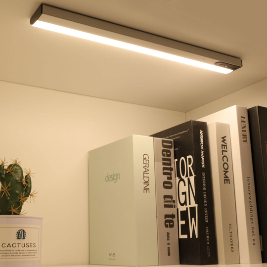 LED-bänklampa Pibo Sensor DIM 35