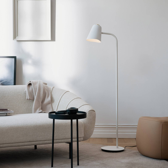 Northern Me dim LED-golvlampa dimbar vit