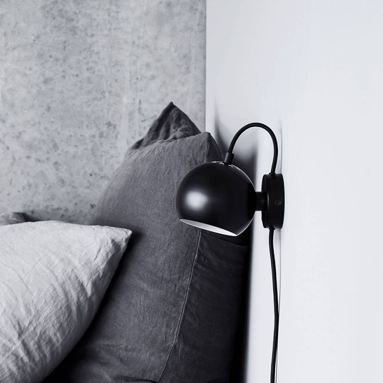 FRANDSEN Ball Magnet vägglampa svart matt