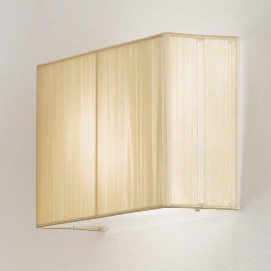 Tyg-vägglampa Benjamin, elfenbensfärger