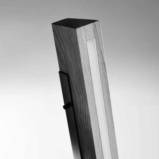 LED-bordslampa Madera av ek, dimbar