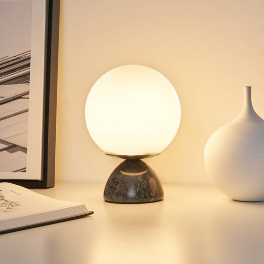 Pauleen Shining Pearl bordslampa marmor och glas