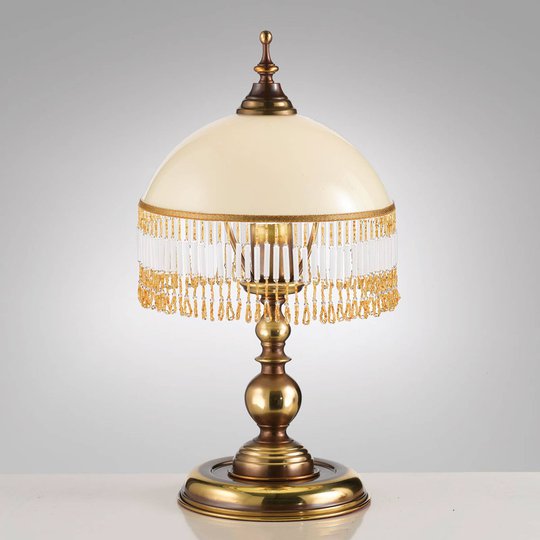 Bordslampa Corola med smyckande behäng
