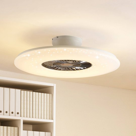 Lindby Klamina LED-takfläkt med ljus