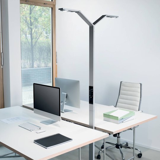 Luctra Floor Twin Linear LED-golvlampa aluminium