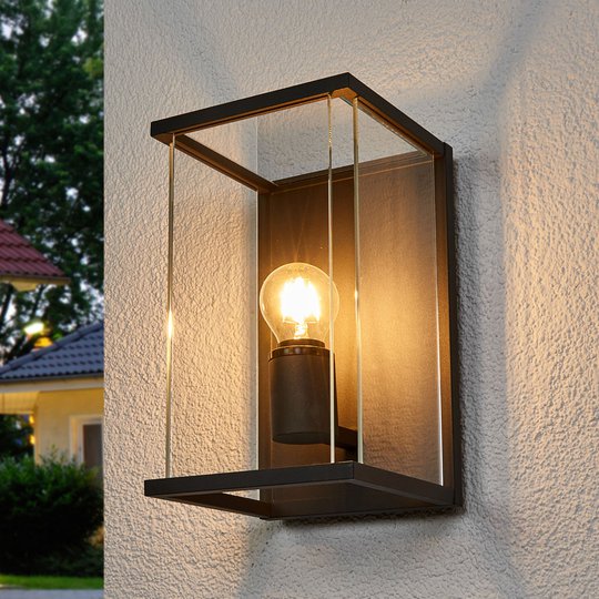Utomhusvägglampa Annalea med glasskärm och IP54