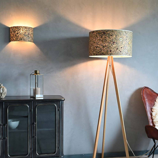 LeuchtNatur Ligno golvlampa ek, hö/alpäng