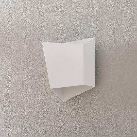 Vägglampa Asimetric av stål, vit