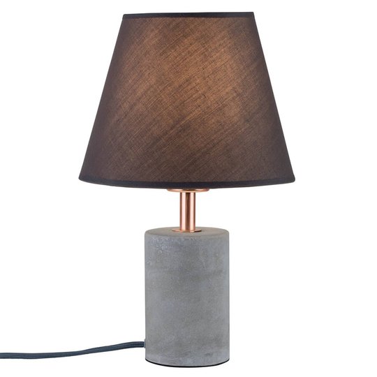 Bordslampa Tem i textil med raka former