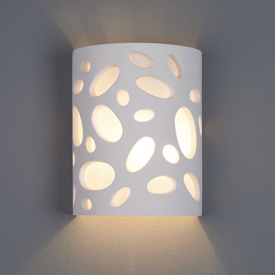 Dekorativ vägglampa Hanni av gips