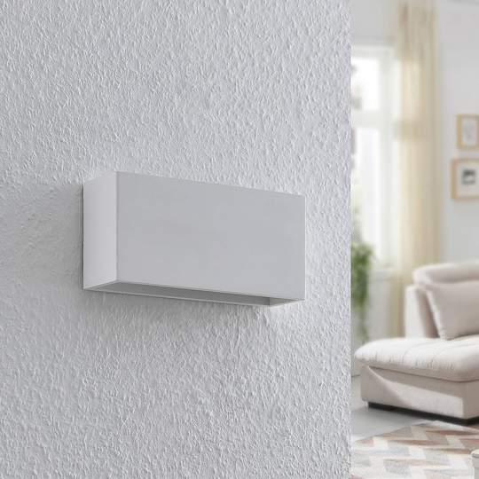 Lindby Mavora vägglampa av gips, kantig