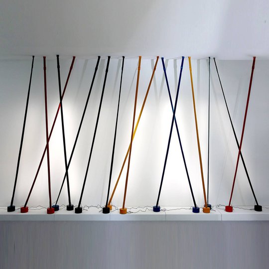 Martinelli Luce Elastica golvlampa som band, gul