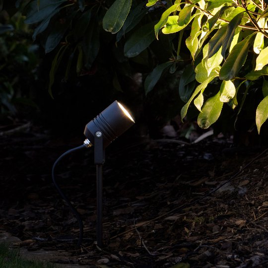 LED-markspettspot 5018, svart, IP65