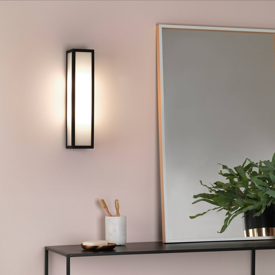 Astro Salerno utomhusvägglampa 35 cm, svart