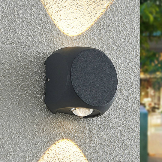 Lindby Esmani LED-vägglampa kantig 2 lampor