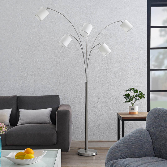 Lindby Abiram golvlampa, krom/vit