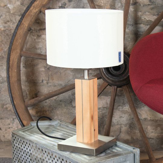 HerzBlut Dana bordslampa, furuträ, vit, 41 cm