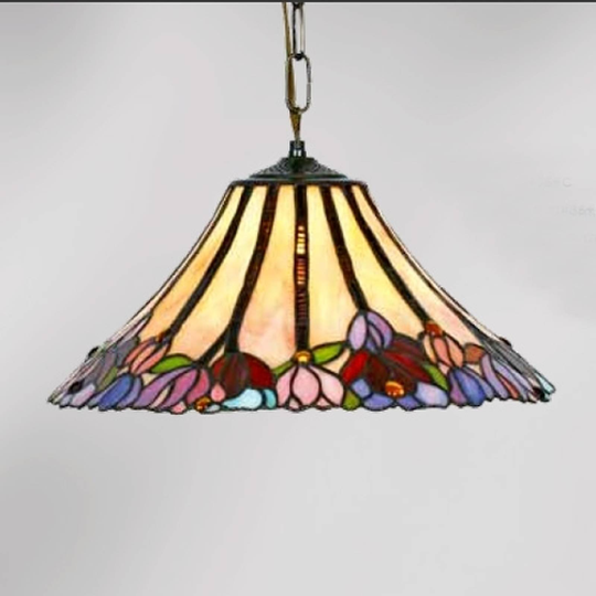 Vacker hänglampa Tori i tiffanystil, 1 ljuskälla