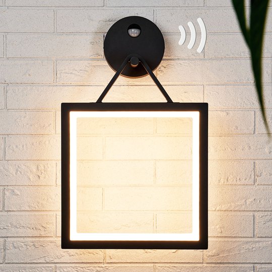 Kantig LED-vägglampa Mirco med rörelsesensor
