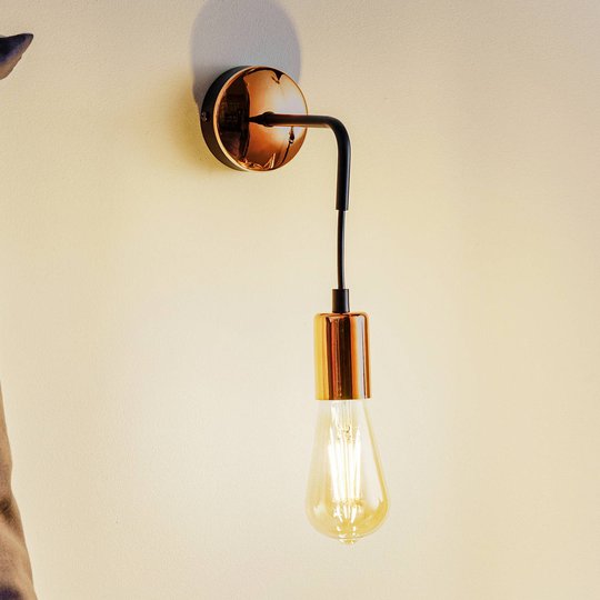 Vägglampa Spark K1 i svart och koppar