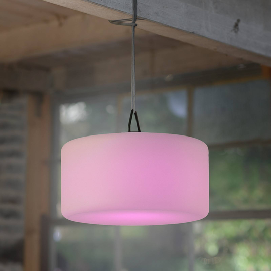LED-pendellampa Holly, batteridriven IP44, Ø 30 cm