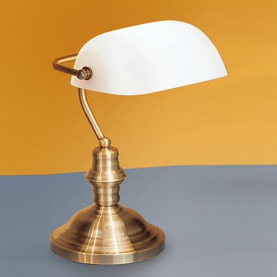 Bordslampa Onella med opalskärm