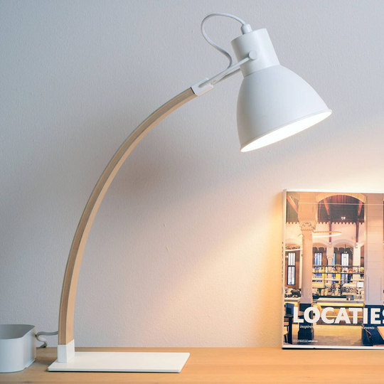Fantastisk bordslampa Curf, vit