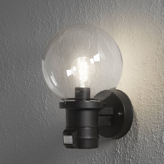Utomhusvägglampa Nemi med rörelsedetektor, svart