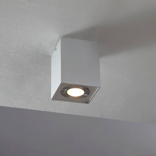 Takspot Mikail i aluminium, kantig