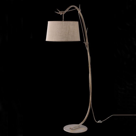 Golvlampa Sabina med textilskärm