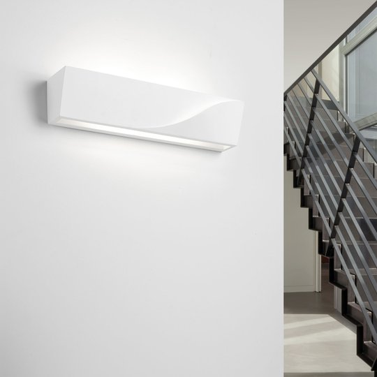 Vägglampa Pellene, bredd 35,5 cm