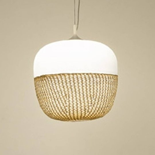 Taklampa Afra med speciell charm