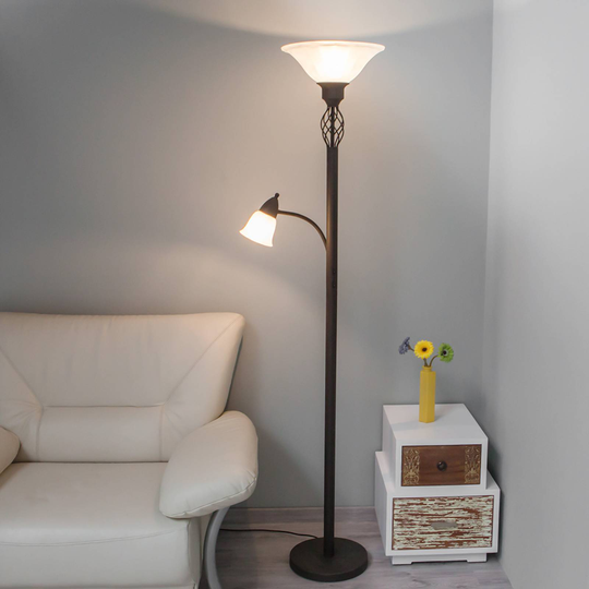 LED-tak-uplight Dunja med läslampa