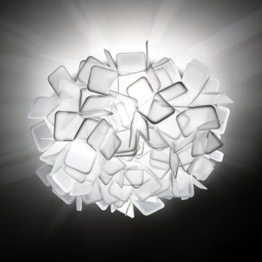 Ovanlig vägglampa Clizia, vit