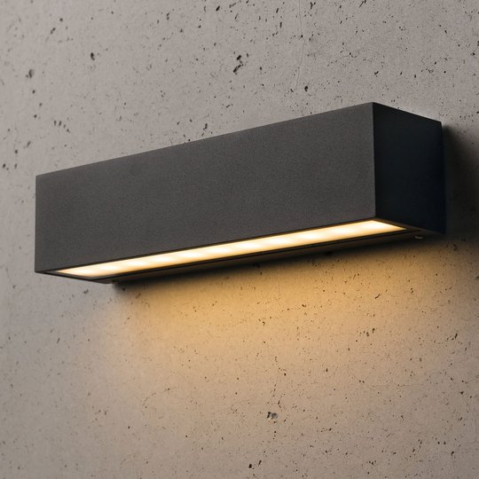 Smal LED-utomhusvägglampa Medea 25 cm