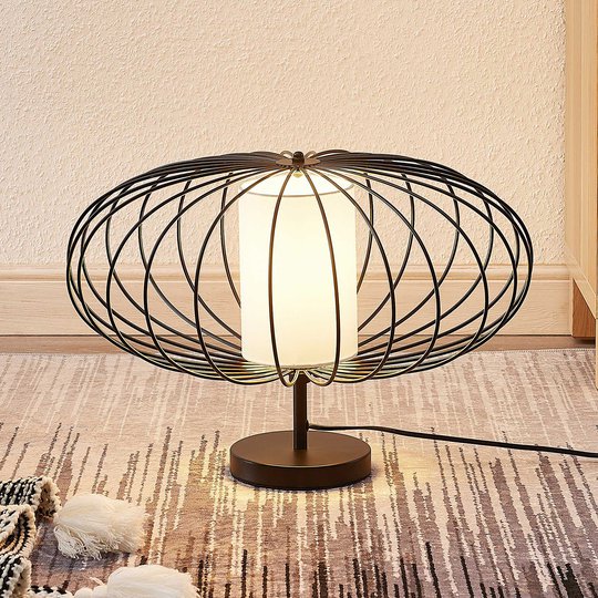 Lindby Korbinian bordslampa med burskärm