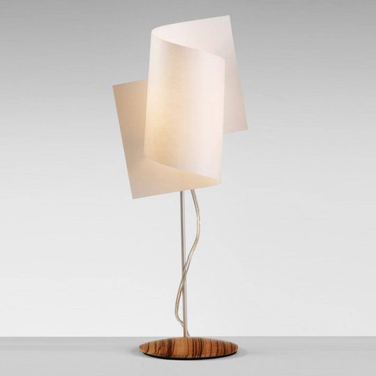 Intressant bordslampa Loop zebrano