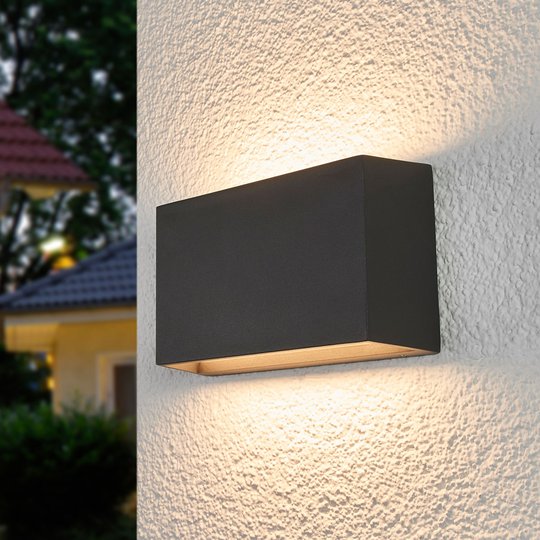 Selma – kantig LED-utomhusvägglampa, mörkgrå