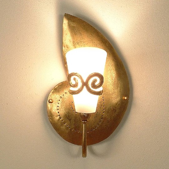 Vacker vägglampa RIFUGIO SCHNECKE guld höger