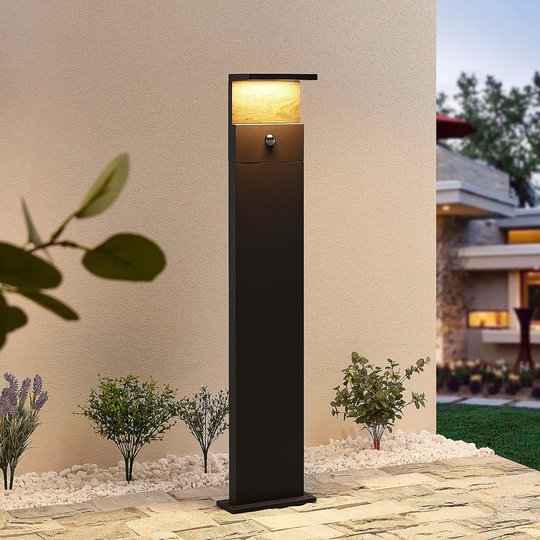 Lucande Lignus LED-gånglampa, rörelsesensor